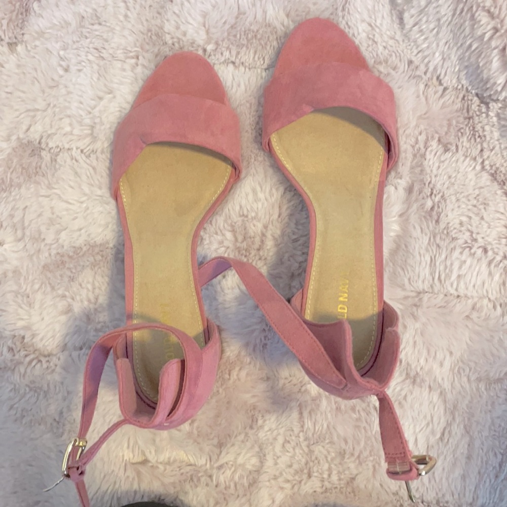 Pink old navy heels size 9